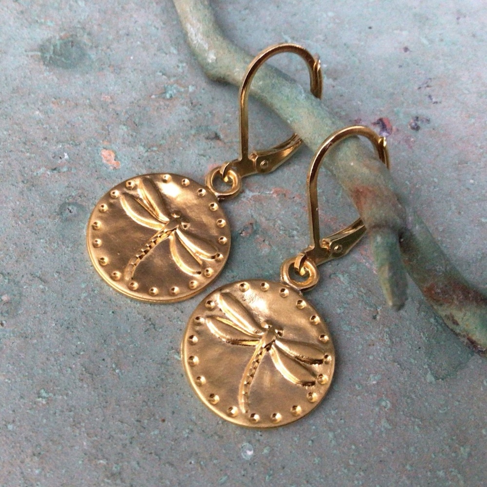 New Sundance charm dragonfly earrings